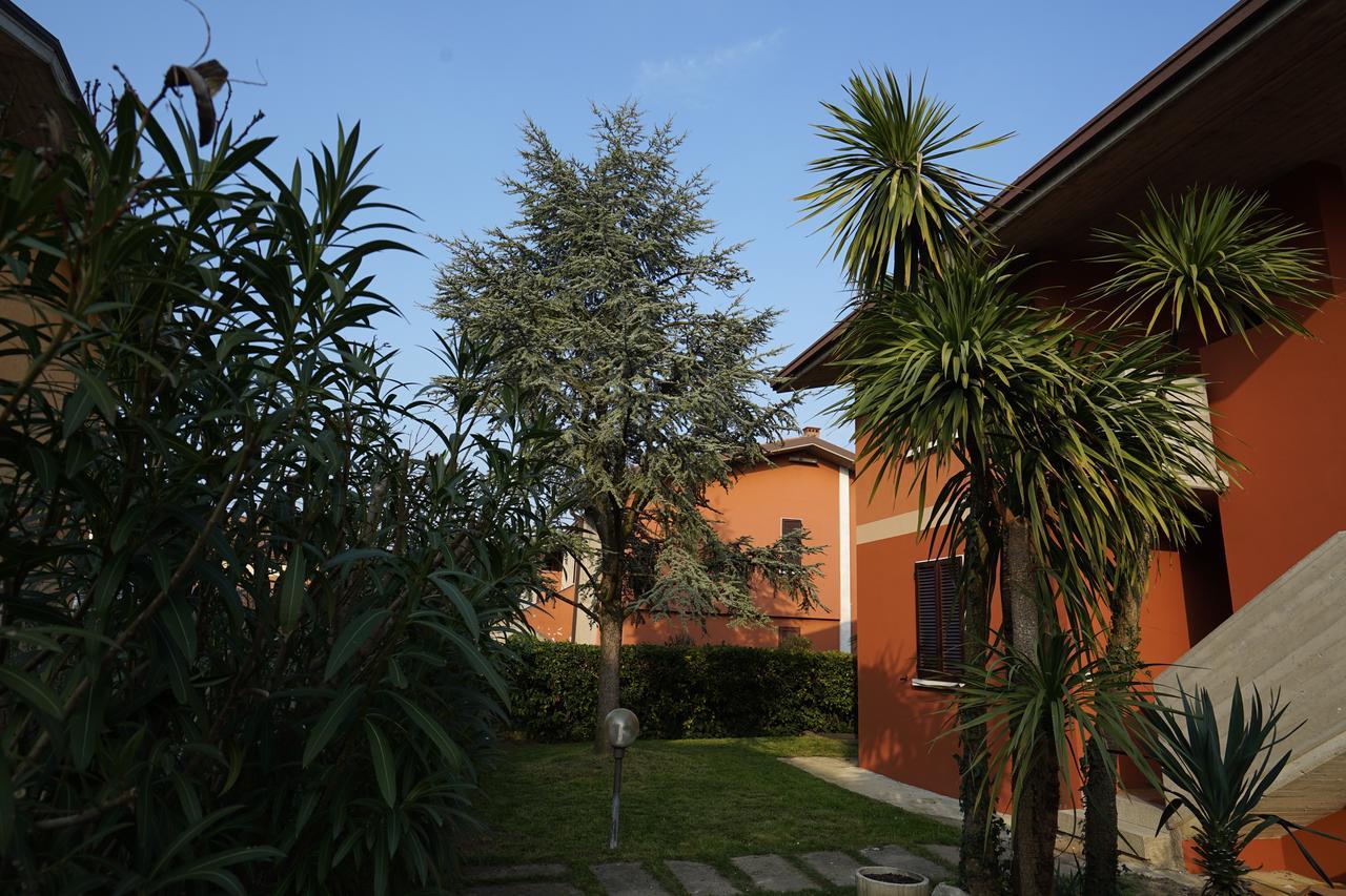 La Casa Di Rivo Hotel Desenzano del Garda Exterior photo